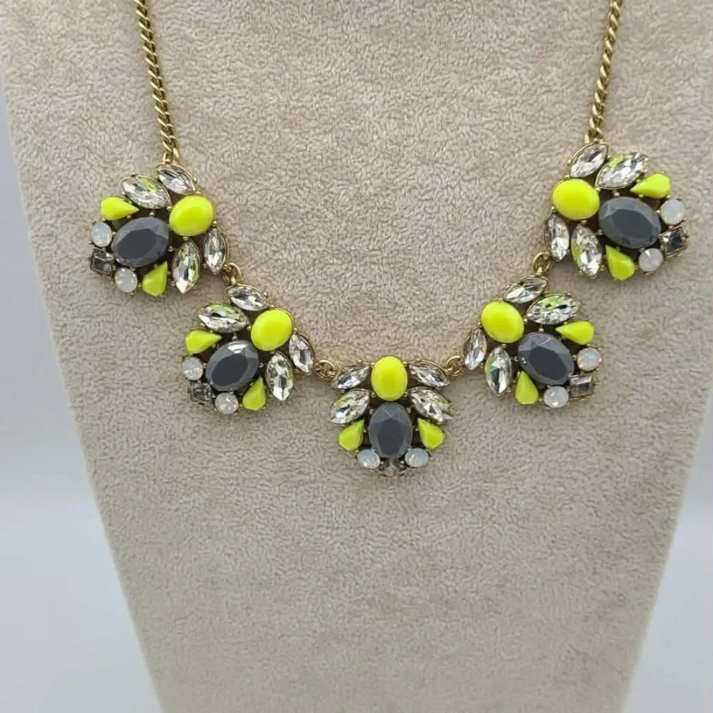 J Crew Factory Gray Yellow Resin Clear Crystal Statement Necklace NWT! NEW!